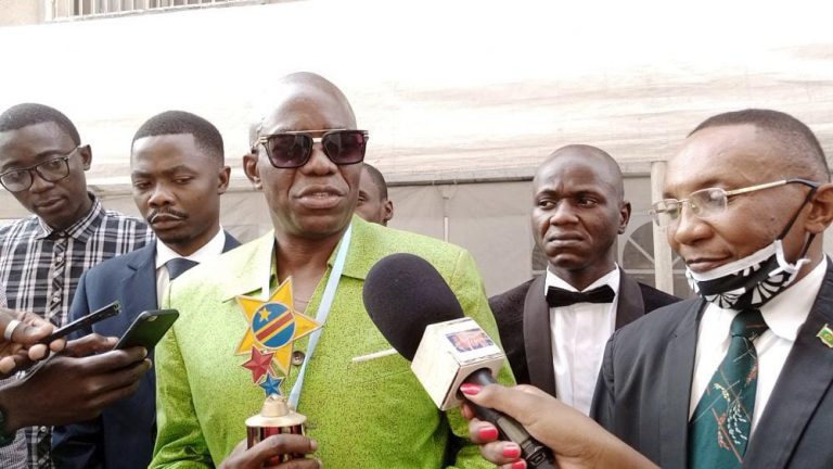 Médias : lors son investiture en tant que Président provincial de l’UNPC/Kinshasa, Jean Marie Kassamba félicite le COJEC  