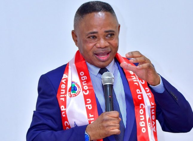 RDC: Selon Roger Mwamba la salle des plénières de l’Assemblée nationale pourrait être rebaptisée «Salle Laurent Monsengwo Pasinya»