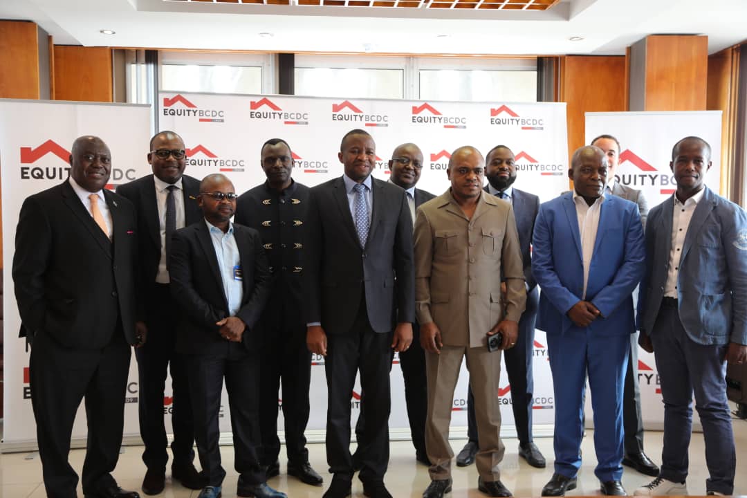 RDC : Signature des contrats de partenariat entre  EquityBCDC  et ses masters agents Cash Express