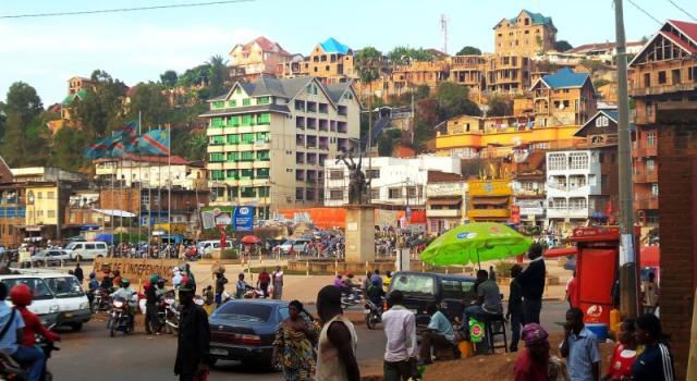 Bukavu-Bagira : Les jeunes leaders satisfaits de l’évolution des travaux du Pont Mugaba