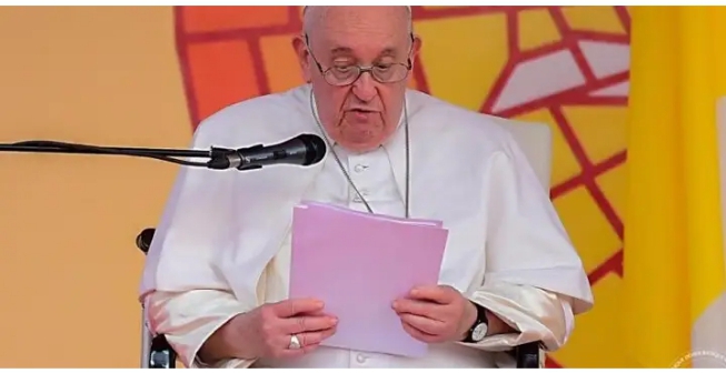 Le Pape François trouve scandaleux de voir les prêtres soucieux de gérer les finances au lieu de prêcher l’évangile