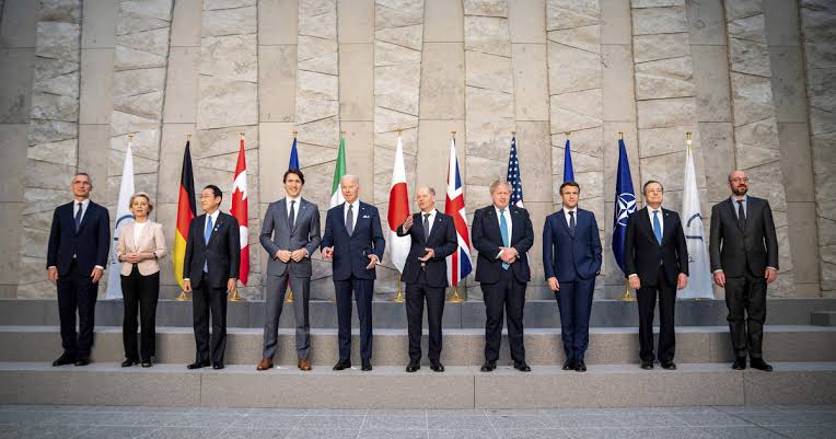 Diplomatie : pour fabriquer ses besoins en technologie verte, l’UE veut un partenariat “gagnant-gagnant” avec des pays riches en matière première dont la RDC 