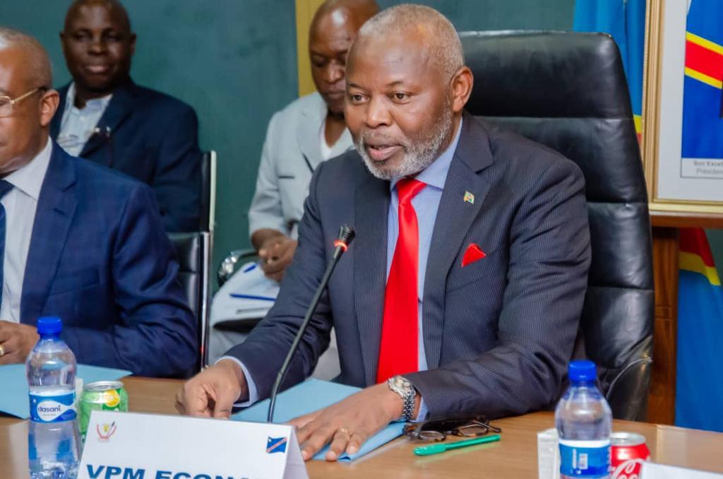 Rareté de maïs au Kasaï et dans le Haut-Katanga : pour apporter une solution rapide, Vital Kamerhe sollicite la production locale