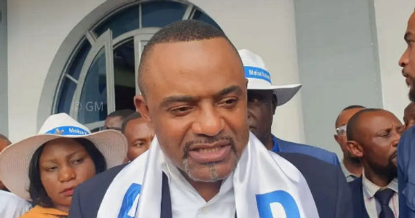 Révélation de Matata Ponyo : “Le pistolet Jericho attribué faussement à Mr Salomon Kalonda appartenait plutôt à mon garde du corps”