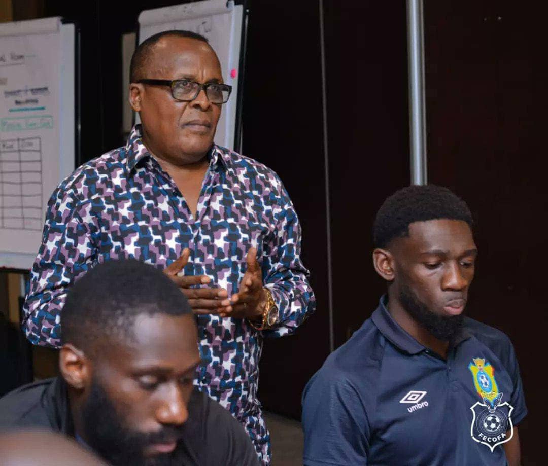 Foot : François Kabulo Mwana Kabulo a lancé un message fort aux Léopards lors de son passage à Douala 