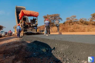 Construction de la route Kolwezi et Solwezi : Fifi Masuka satisfaite de la qualité du travail