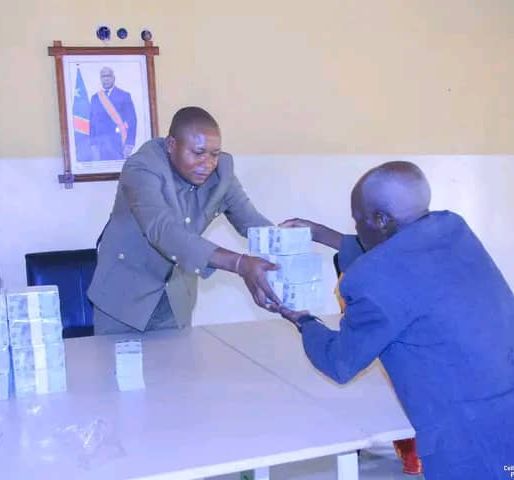 Lomami : près de 91 agents de la fonction publique mis en retraite