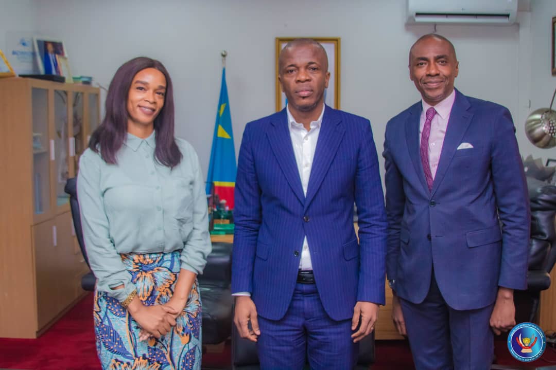 RDC : Yve Bunkulu collabore avec Afimiko Emeneya pour un concert en mémoire de King Kester