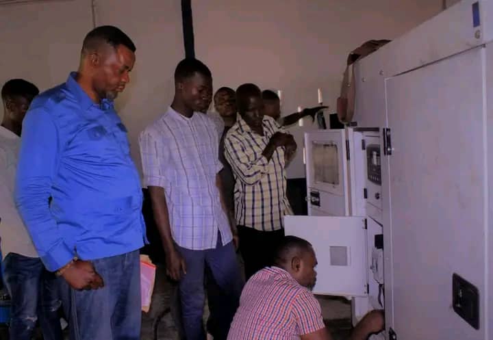 Lomami : A Kabinda, une équipe de la Regideso est à pied d’œuvre pour le rétablissement de la desserte en eau potable