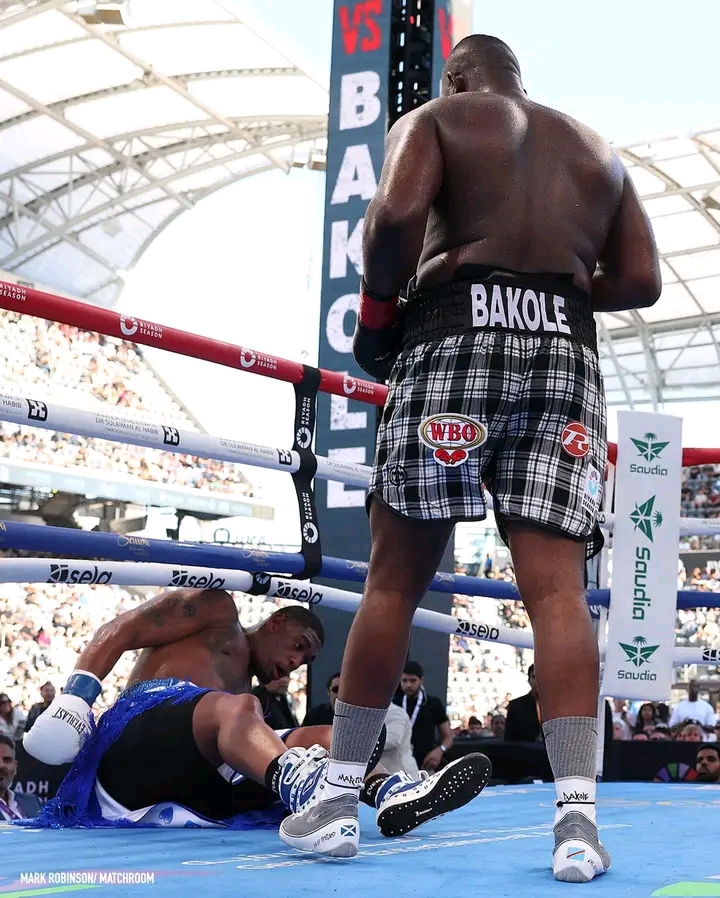 Boxe : Martin Bakole écrase Jared Anderson et confirme sa suprématie en poids lourds