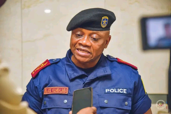 Sécurité : Le Ministre de l’Intérieur Suspend deux hauts responsables de la PNC