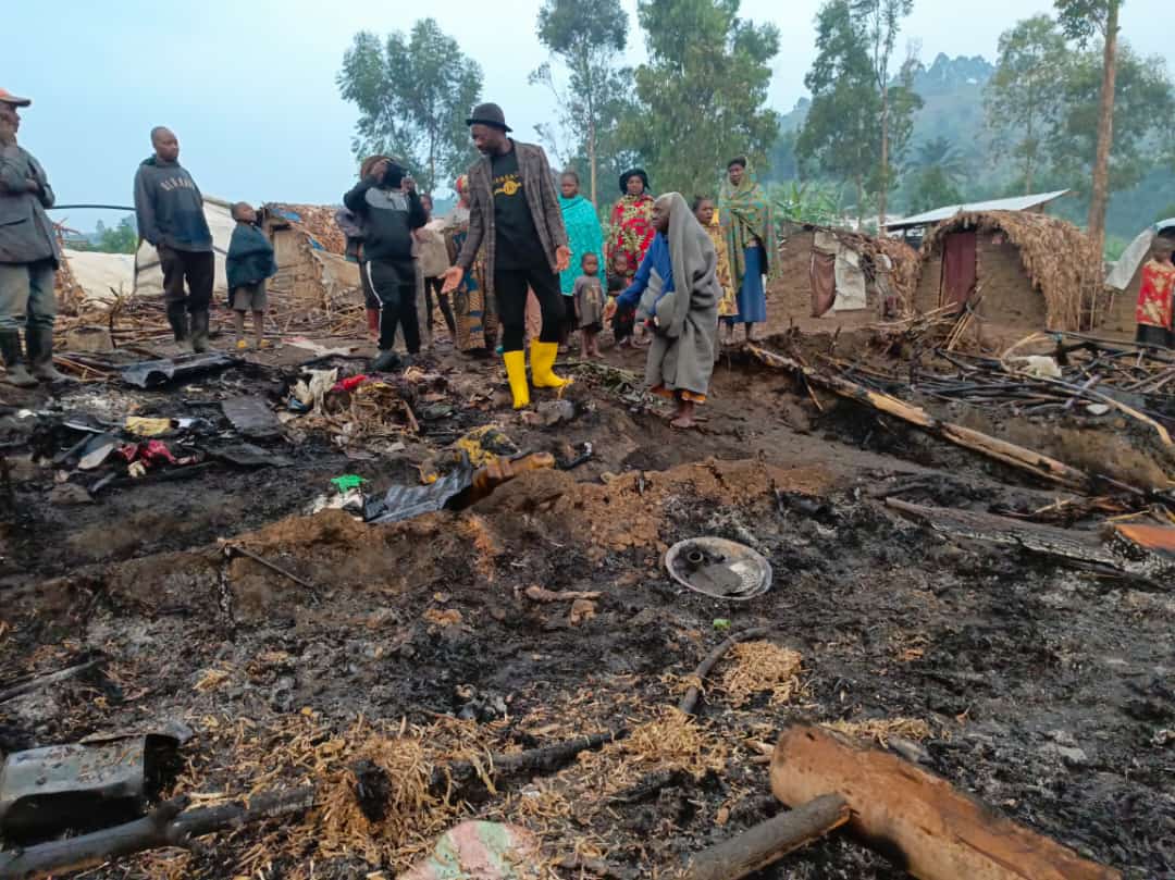 Sud-Kivu : Plus de 200 abris calcinés au site des déplacés de Bugeri