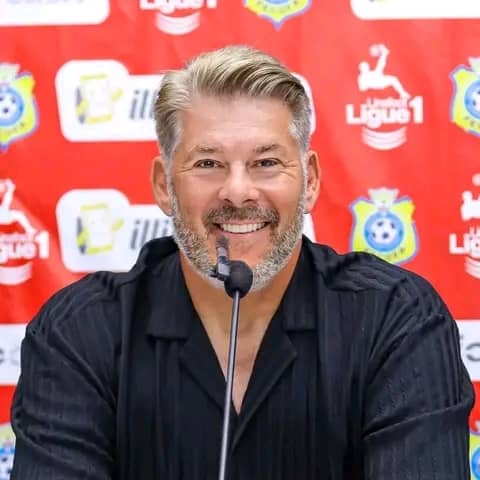 Luc Eymael réhabilité : Le technicien belge bientôt de retour sur le banc de Lupopo