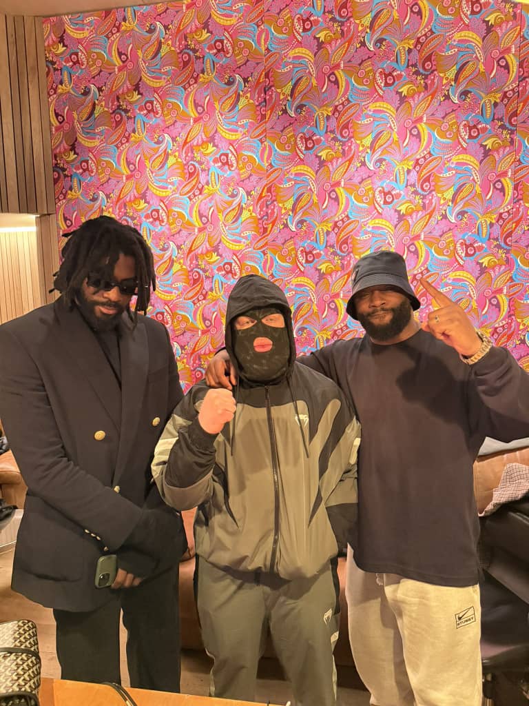 “Free Congo” : Les rappeurs congolais de la diaspora dénoncent le génocide et le pillage des ressources en RDC