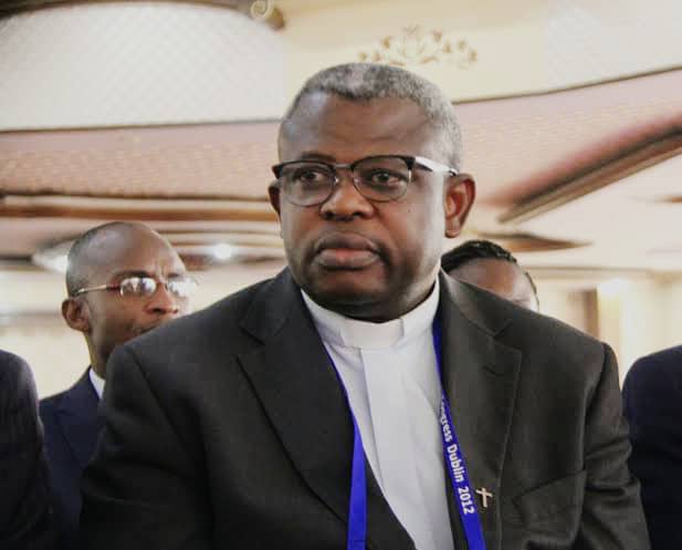 RDC : Monseigneur Donatien Sholé recadre sévèrement le pasteur Albert Kakienza
