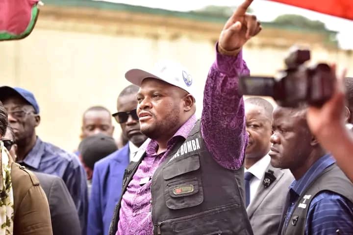 Kinshasa : Daniel Bumba lance une offensive contre les constructions anarchiques, malgré les critiques
