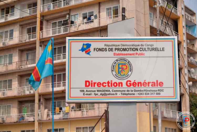 RDC – Crise au Fonds de Promotion Culturelle : les agents dénoncent la gestion de Barbara Kanam et réclament justice