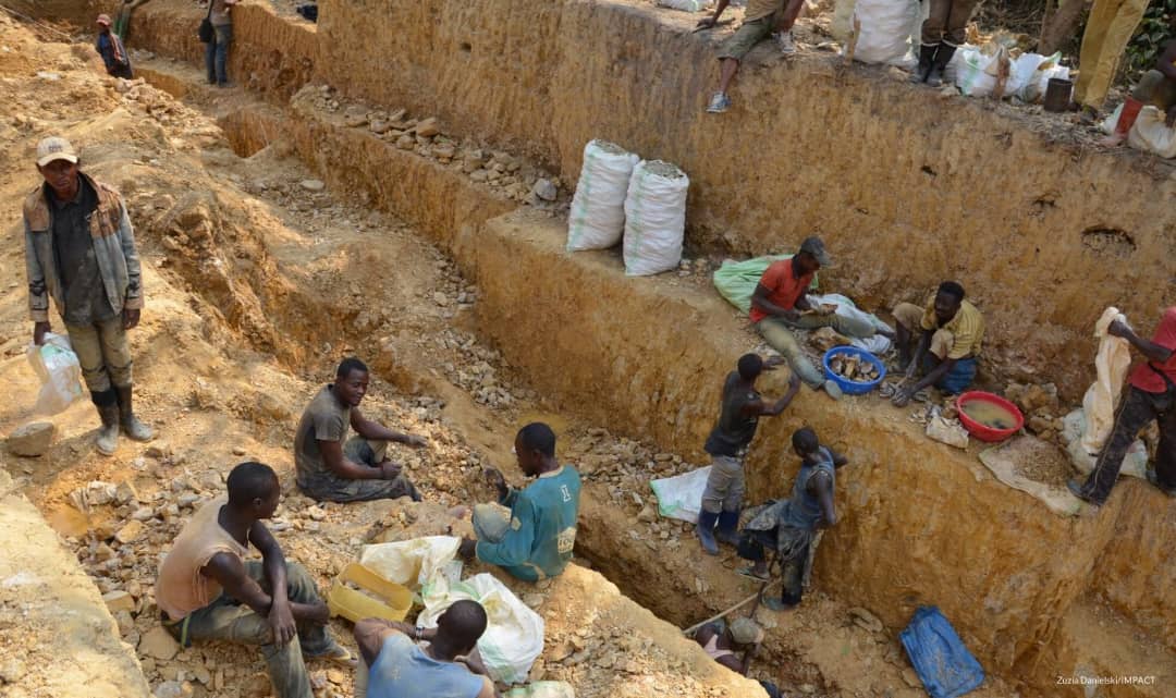 RDC : Les enjeux de l’exploitation minière au Tanganyika et au Maniema au centre d’un atelier de restitution