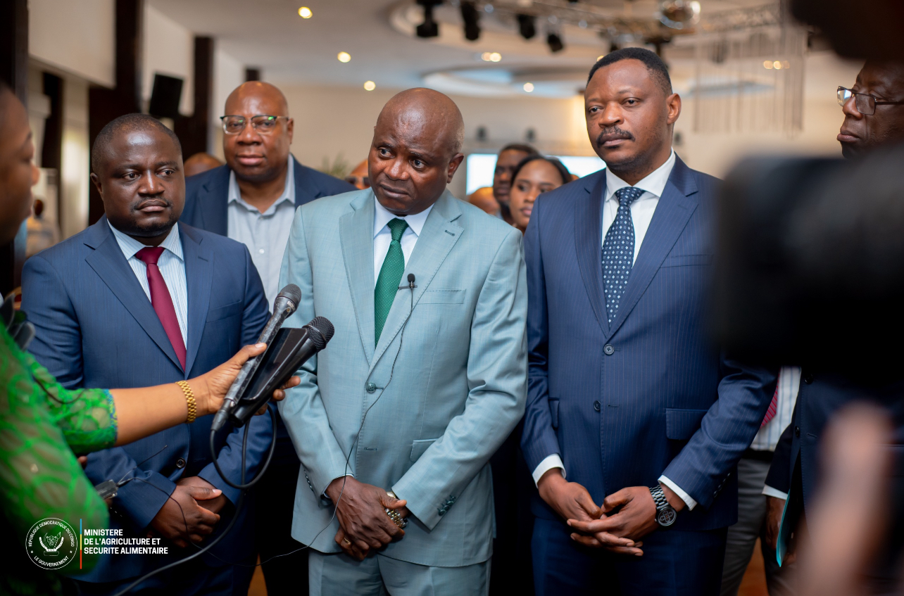 RDC : Le ministre d’État Grégoire Mutshail lance les “Journées Agropoles” et mise sur la “Revanche du sol sur le sous-sol” pour lutter contre l’insécurité alimentaire