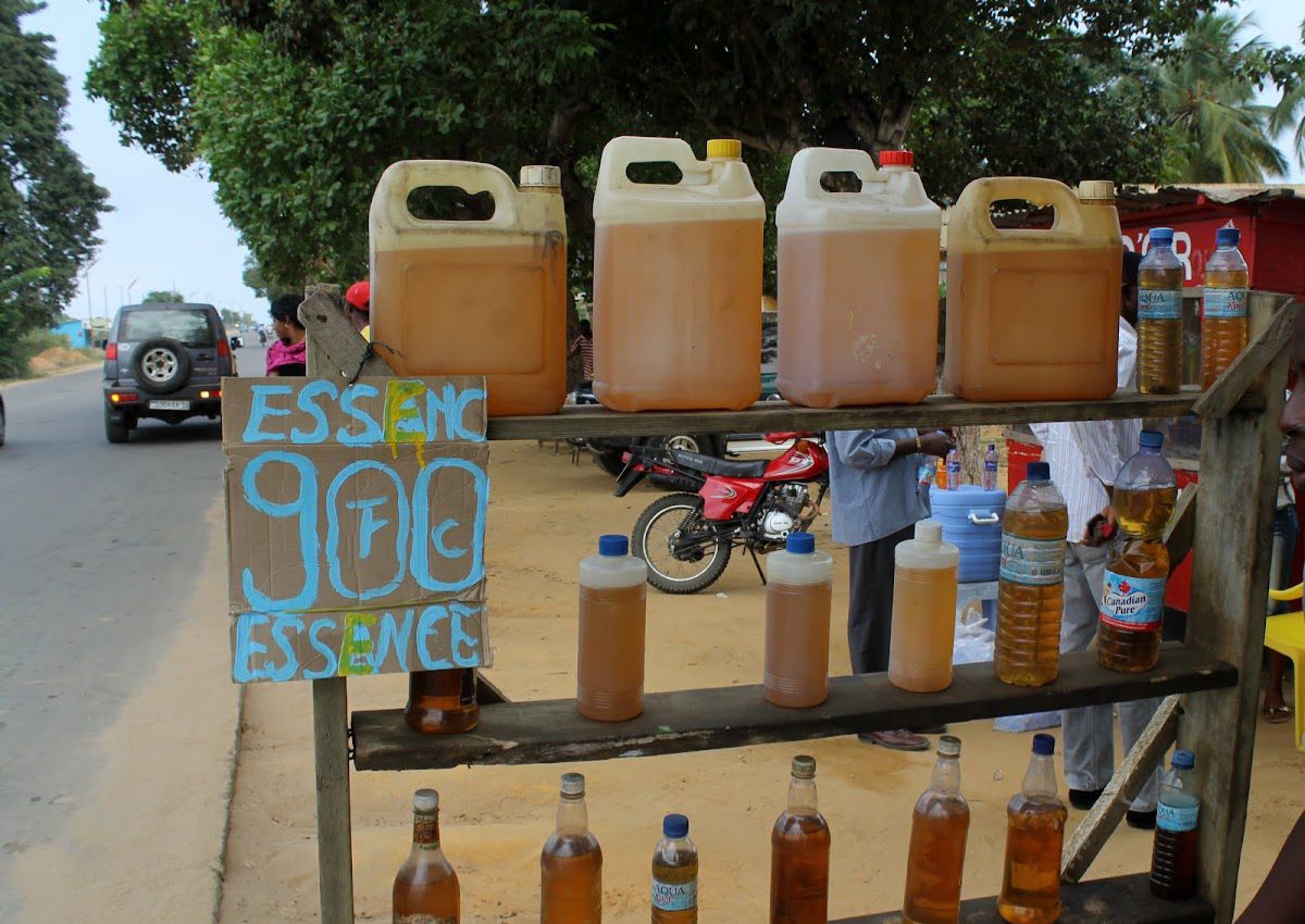 Nord-Kivu : à Kasindi, le prix du carburant flambe à 9 000 FC, la société civile tire la sonnette d’alarme