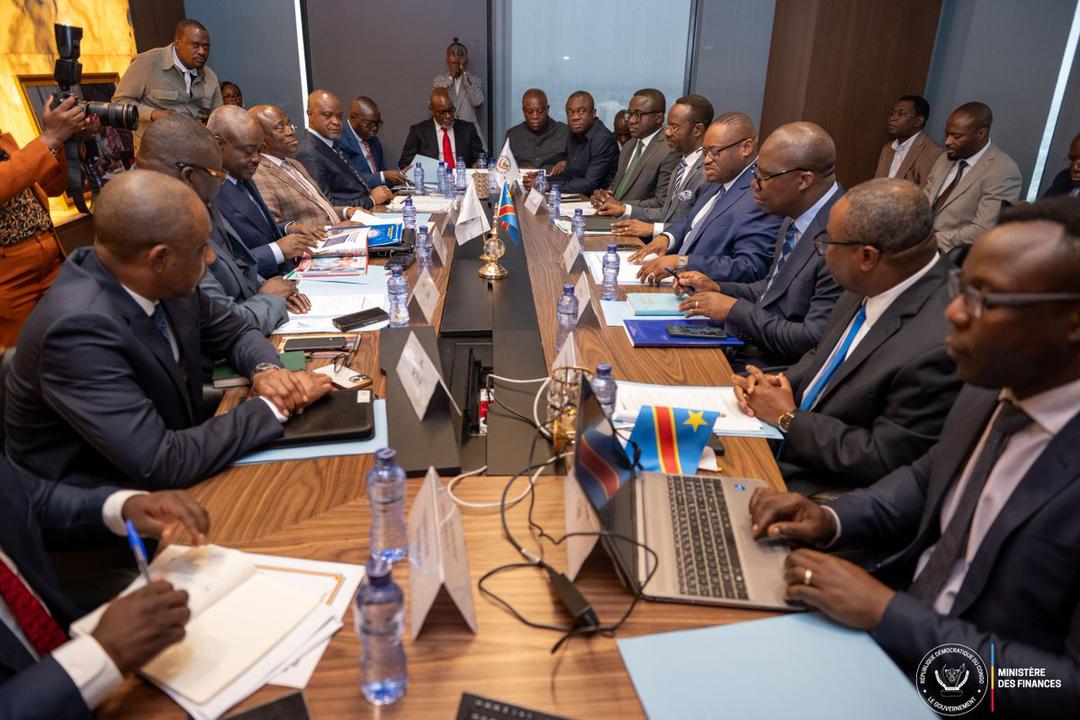 RDC – Finances : le Gouvernement Suminwa II dépasse ses objectifs de recettes en août 2025