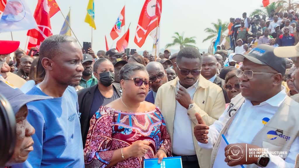 RDC – Infrastructures : Judith Suminwa lance les travaux du port de Moba pour désenclaver le Tanganyika