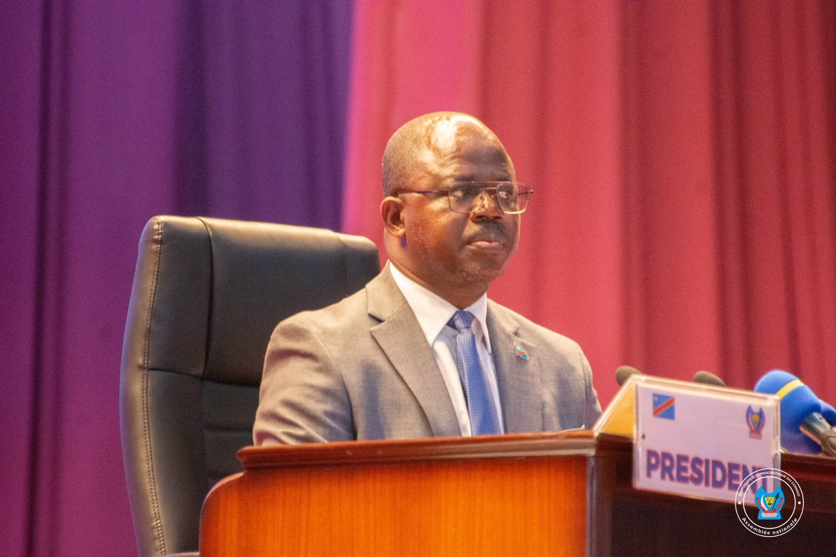 RDC : Jean Claude Tshilumbayi prend les rênes de l’Assemblée nationale dans un climat d’apaisement et de continuité