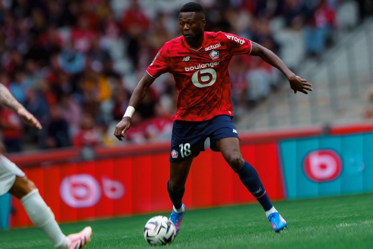 Ligue Europa : Mbemba solide, Mukau décisif dans les derniers instants, le LOSC s’impose à Rome