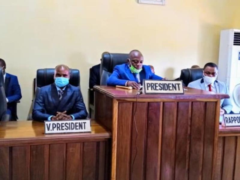 Tshopo : Le président de l’Assemblée provinciale sur la sellette, une pétition de destitution pour détournement de fonds