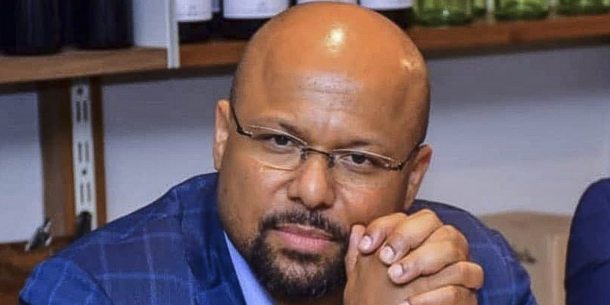 Stade Tata Raphaël, la rebaptisation qui fâche : Vidiye Tshimanga alerte sur la mémoire nationale