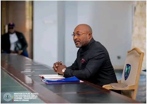 Kinshasa : Face à l’affluence, le contrôle technique des véhicules prolongé, un sursis bienvenu pour les Kinois