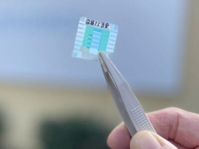 Batterie quantique : des chercheurs dévoilent le premier prototype à cycle de charge complet au monde